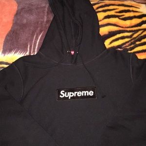 Supreme Box Logo